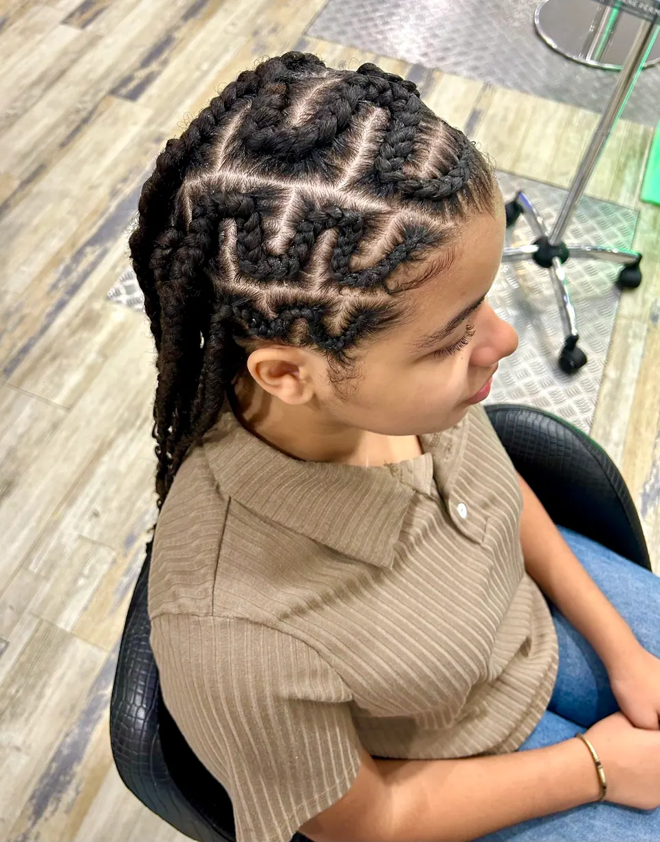Réalisation de coiffure 3 au salon KAYDIDI à Marseille